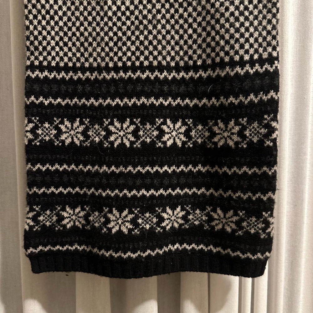 Brooks Brothers Black Fair Isle Merino Scarf